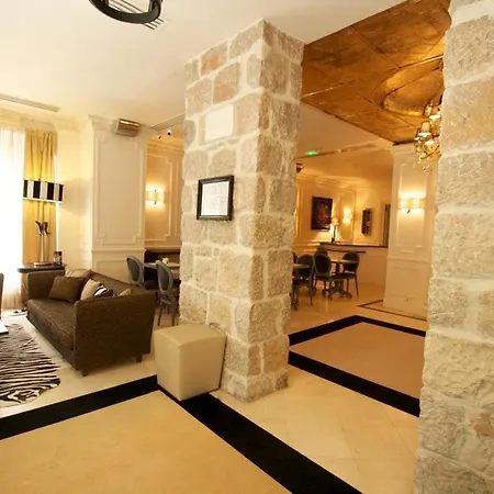 מלון De Monaco 3*