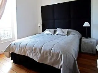Szálloda De Monaco 3*