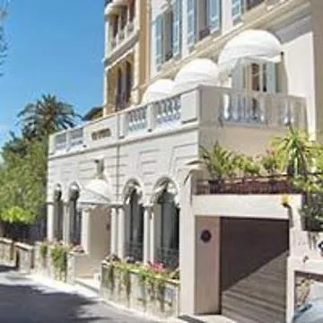 De Monaco Hotel